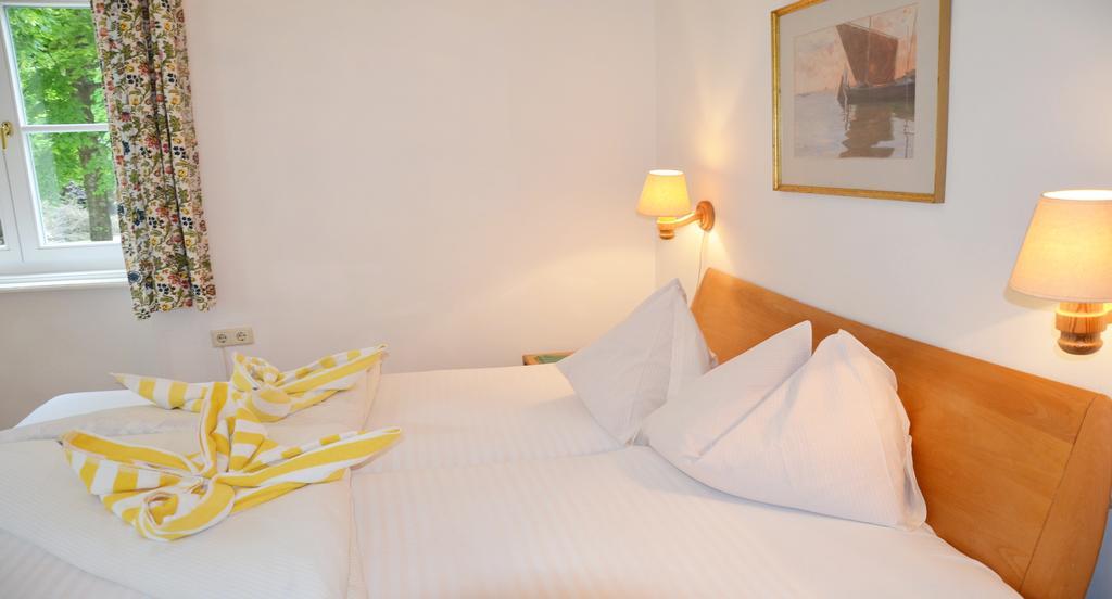 Hotel Seehof Maria Wörth Extérieur photo